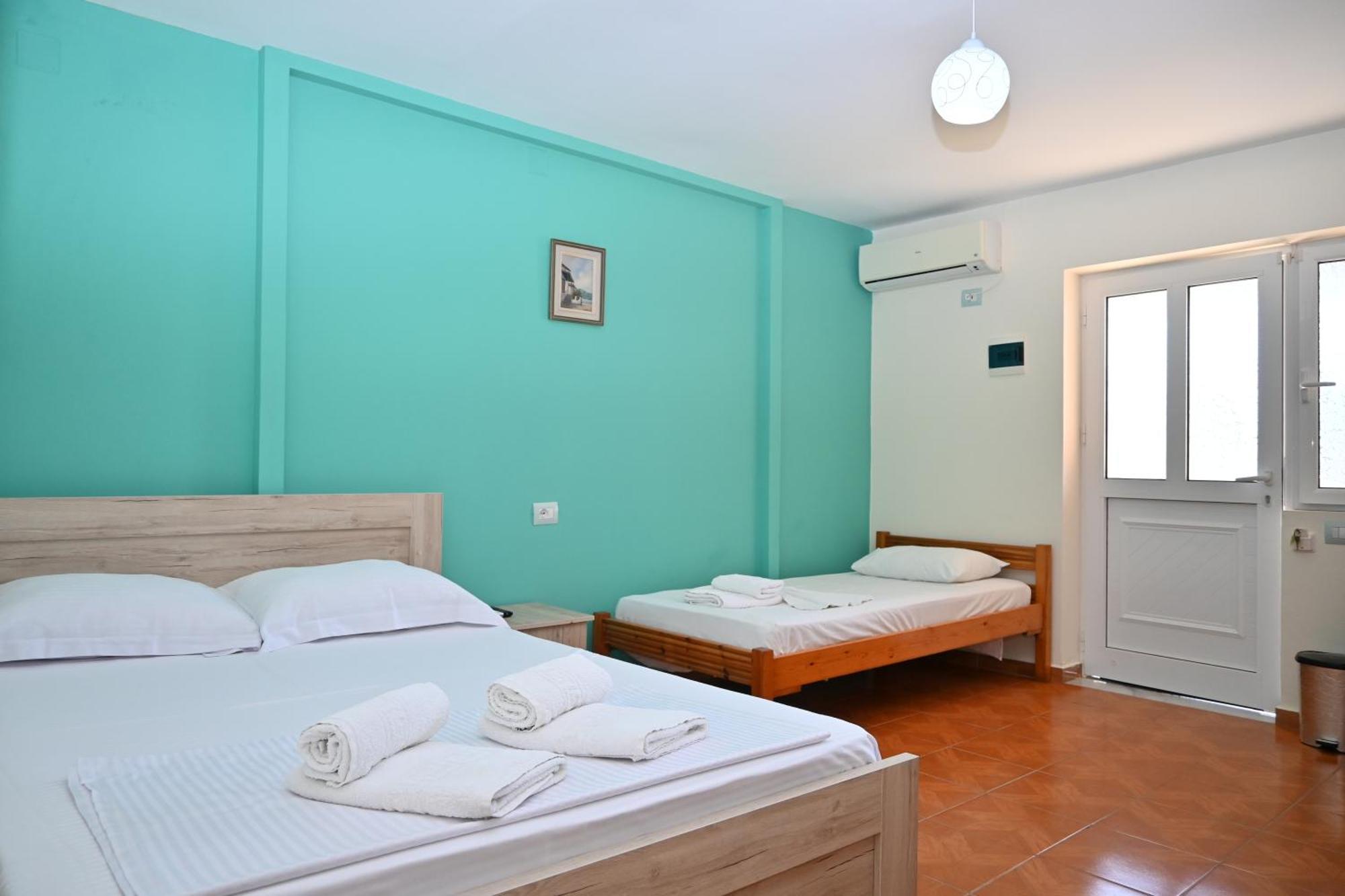 Amelia Rooms Ksamil Exterior photo